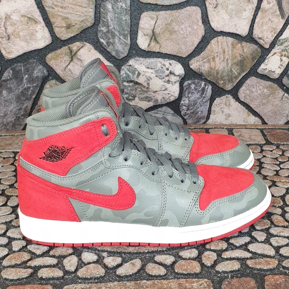 jordan 1 retro high camo 3m bred